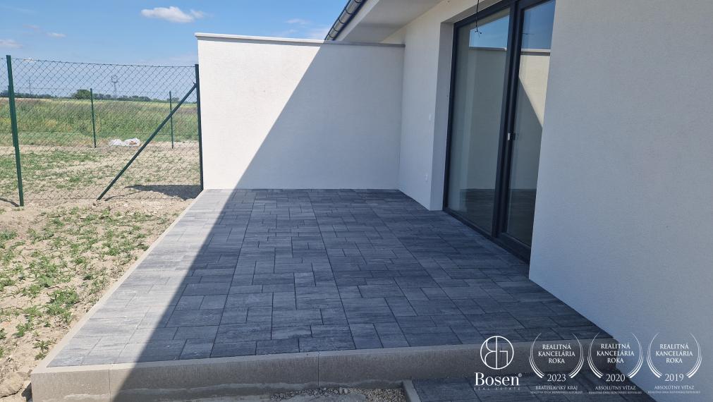 BOSEN |  3izb Rodinný dvojdom s komínom