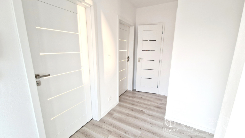 BOSEN |  3izb Rodinný dvojdom s komínom