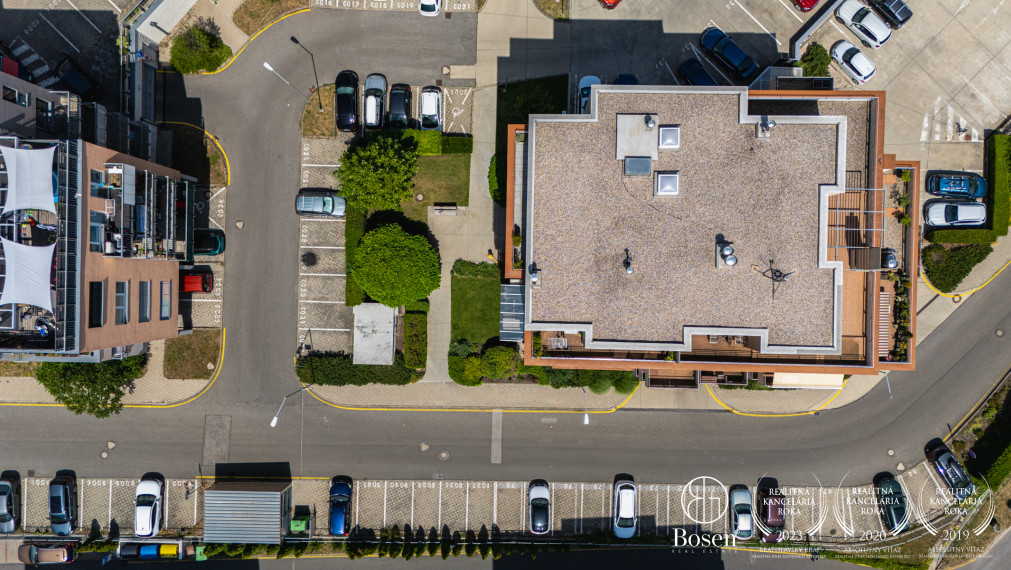 PREDANÉ - BOSEN | Harmonický 3-IZBOVÝ byt s priestranným balkónom, Projekt RINZLE – KADNÁROVÁ, BA - Rača, 76 m2