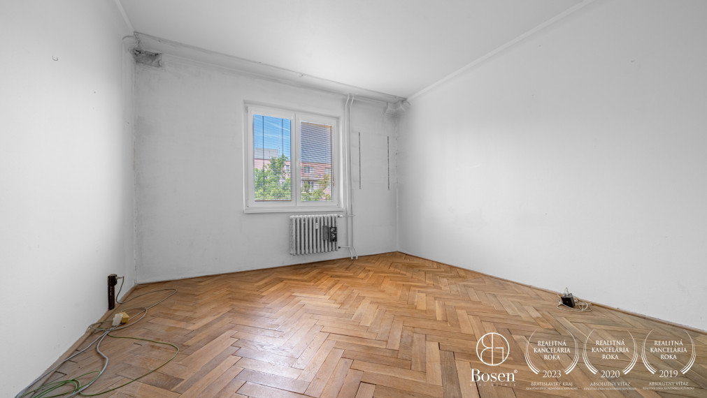 BOSEN | REZERVOVANÉ Priestranný 3-izbový byt s balkónom, Trebišovská, Ružinov, 84m2