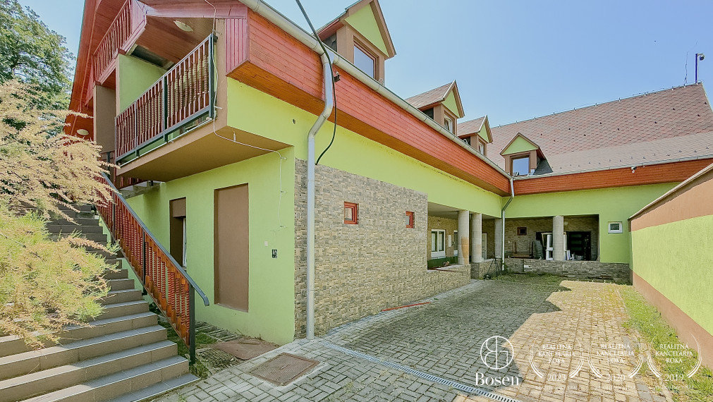 BOSEN | Rekreačná chalupa, penzión s bazénom, Ľuboreč