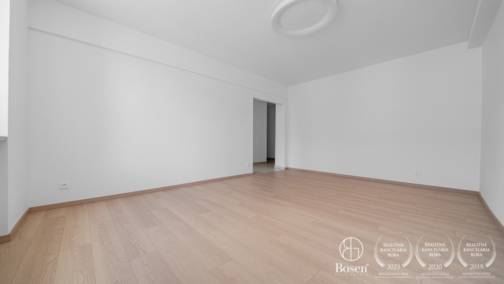 BOSEN | REZERVOVANÝ_ Priestranný 3 izbový byt pri Blúmentáli, Tabaková, 85.20 m2