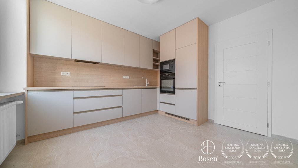 BOSEN | REZERVOVANÝ_ Priestranný 3 izbový byt pri Blúmentáli, Tabaková, 85.20 m2