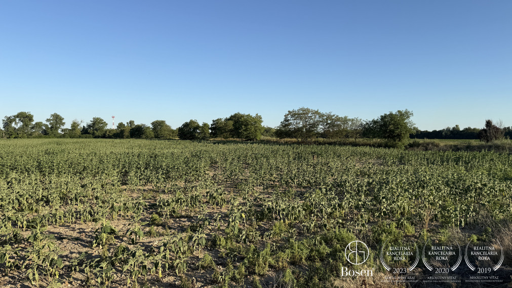 BOSEN | Stavebný pozemok s investičným potenciálom, Chorvátsky Grob