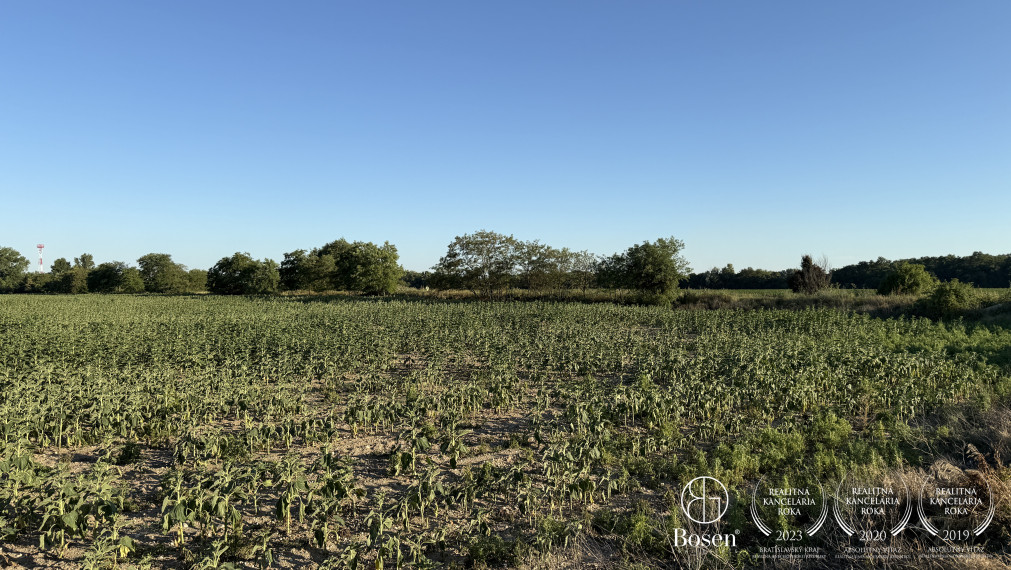 BOSEN | Stavebný pozemok s investičným potenciálom, Chorvátsky Grob