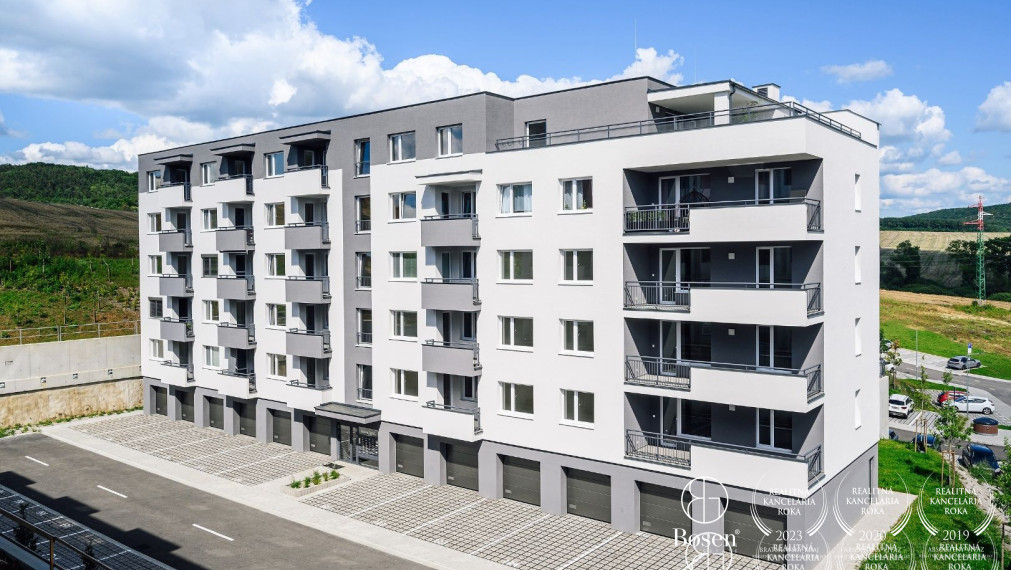 BOSEN | Na prenájom novostavba 2i byt s parkovacím miestom