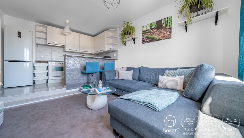 REZERVOVANÉ - BOSEN | Zariadený 2i byt v pokojnej časti BA - Dúbravka, Drobného