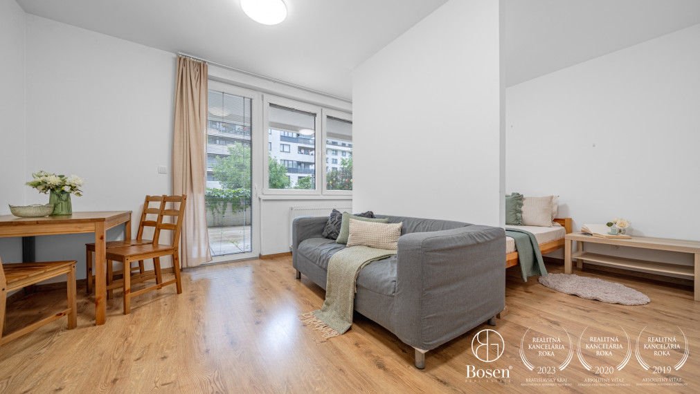 Bosen | Útulný a kompletne zariadený 1-izbový byt s terasou v projekte Arboria - Trnava