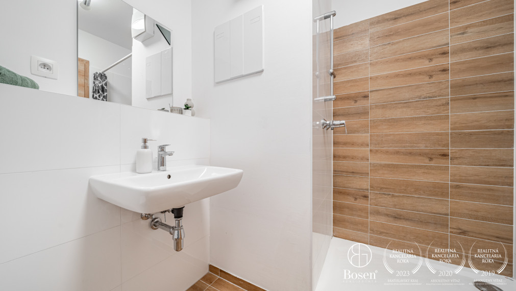 Bosen | Útulný a kompletne zariadený 1-izbový byt s terasou v projekte Arboria - Trnava