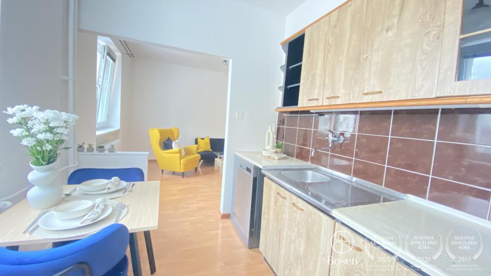 BOSEN | Zariadený 2,5-izbový byt na prenájom v Dolnom Kubíne, ul. SNP, 64 m²