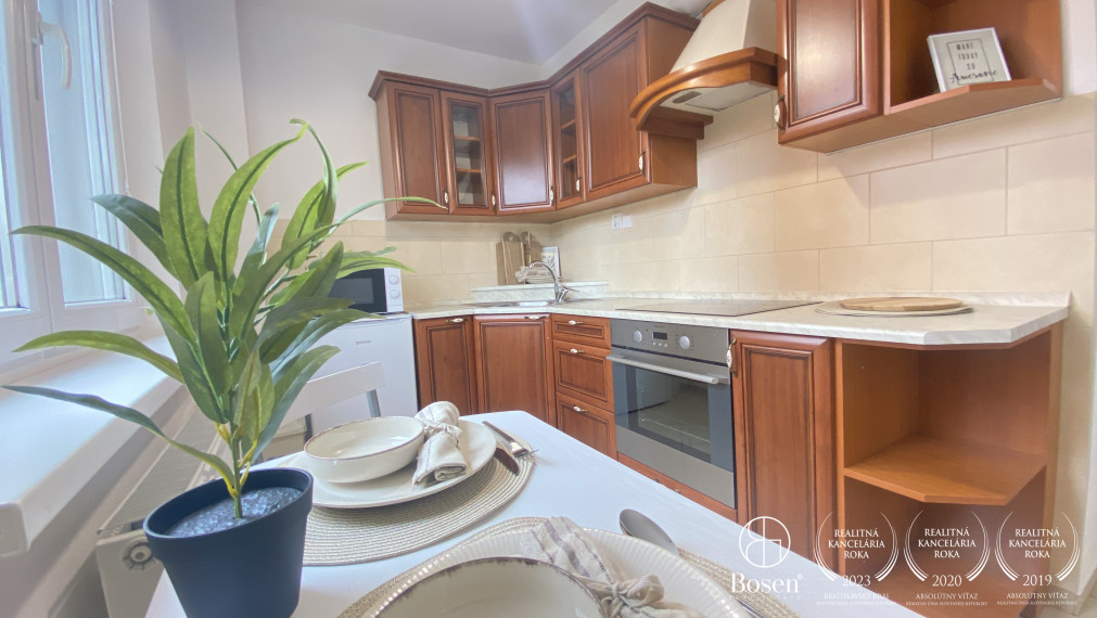 BOSEN | Zariadený 2-izbový byt na prenájom v Dolnom Kubíne, ul. Športovcov, 51 m²