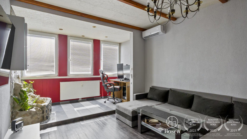 BOSEN | REZERVOVANÉ | Slnečný 2 izbový byt s balkónom a klimatizáciou na sídlisku Juh