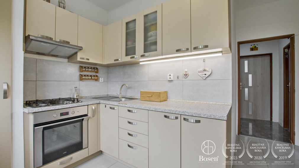 PREDANÉ! BOSEN I 3 izbový kompletne zrekonštruovaný byt v meste Šaštín - Stráže