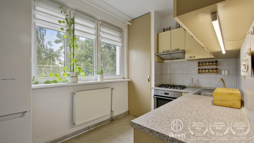 PREDANÉ! BOSEN I 3 izbový kompletne zrekonštruovaný byt v meste Šaštín - Stráže