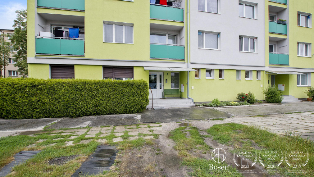 PREDANÉ! BOSEN I 3 izbový kompletne zrekonštruovaný byt v meste Šaštín - Stráže