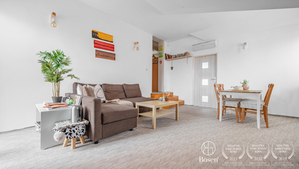 BOSEN | 6 izbový rodinný dom v centre Dunajskej Stredy, 378 m2