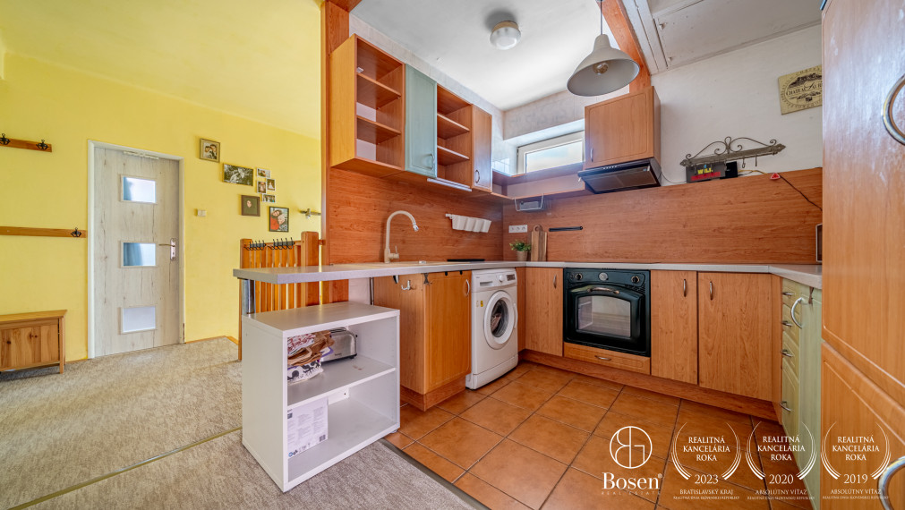 BOSEN | 6 izbový rodinný dom v centre Dunajskej Stredy, 378 m2