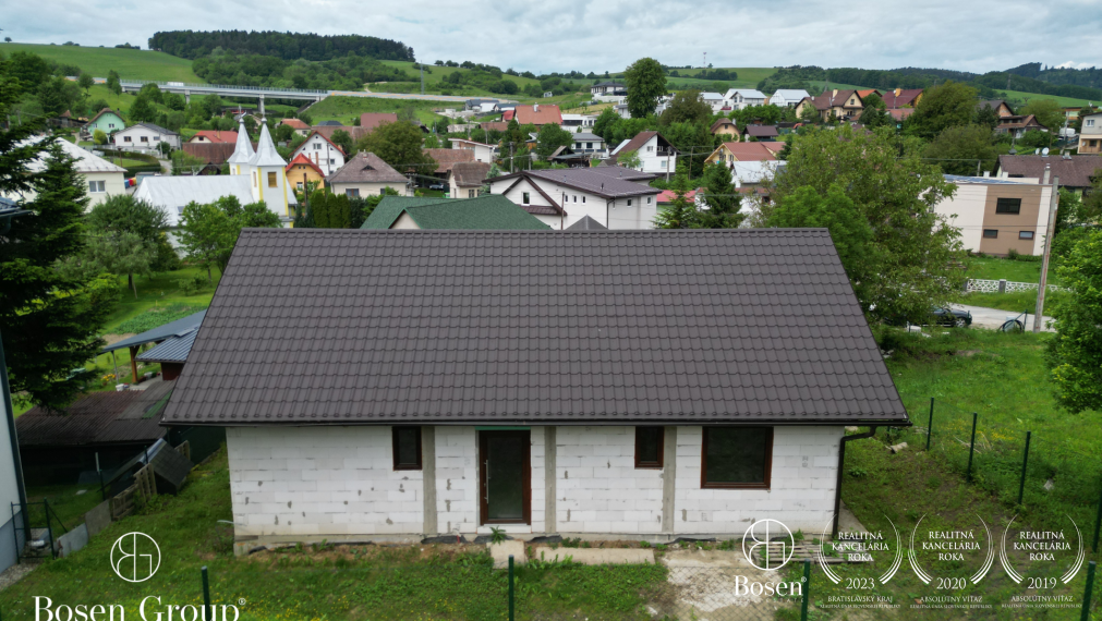 Bosen Realicity / Novostavba 4 izbového domu 15 minút od Žiliny