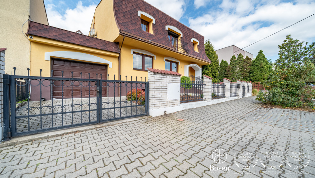 Bosen Realicity | 5 a viac izb. RD s fitness a wellness, Skalica