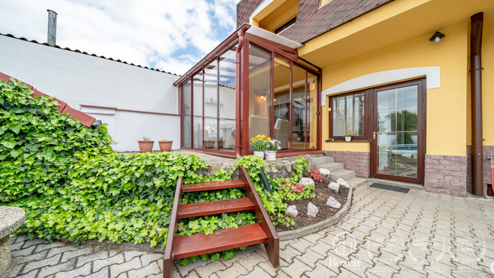 Bosen Realicity | 5 a viac izb. RD s fitness a wellness, Skalica