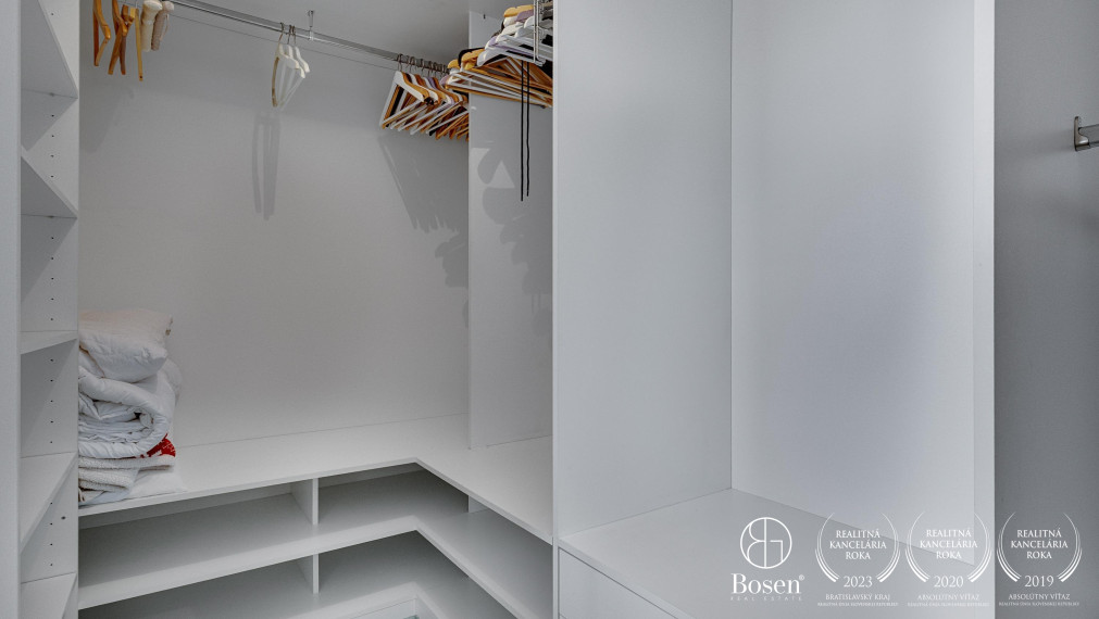 BOSEN | Na prenájom 3 izbový byt Petržalka City, terasa 40m2