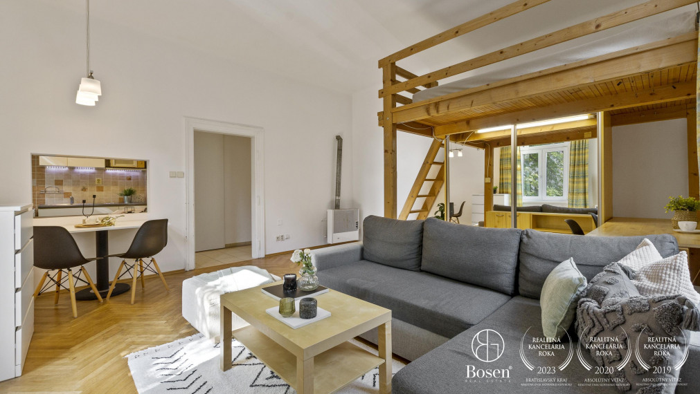 BOSEN | REZERVOVANÝ_Jednoizbový byt v obľúbenom Zehnhause, Staré mesto, Palárikova, 47.72 m2