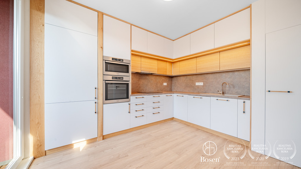 BOSEN | PREDANÉ | Kompletne zrekonštruovaný 3 izbový byt, Ružinov