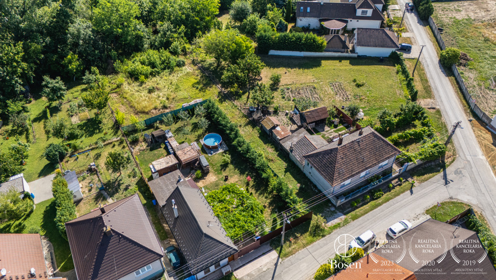 BOSEN | Stavebný pozemok v tichej lokalite, Platanová-Bučany