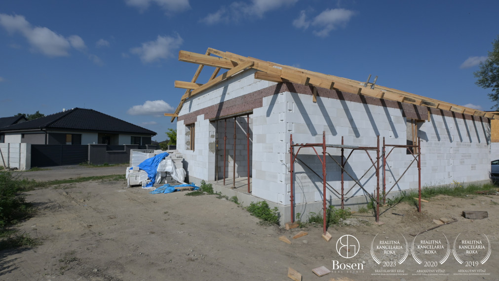 BOSEN | Novostavba 4 izbového rodinného domu v obci Gajary