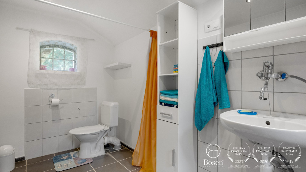 !!REZERVOVANÉ!! BOSEN | Rekreačný dom v prírode, pozemok 1198m2