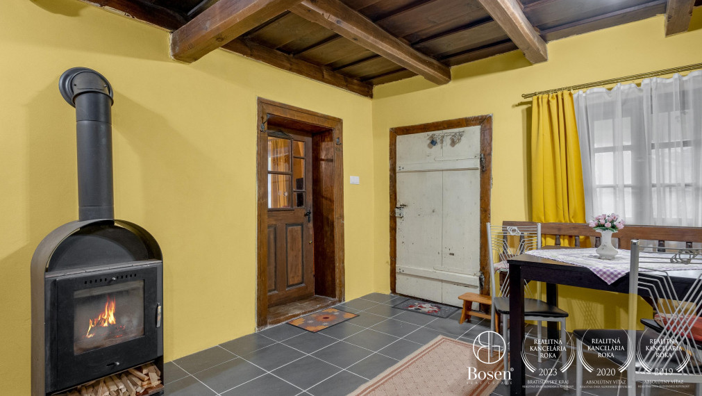 !!REZERVOVANÉ!! BOSEN | Rekreačný dom v prírode, pozemok 1198m2