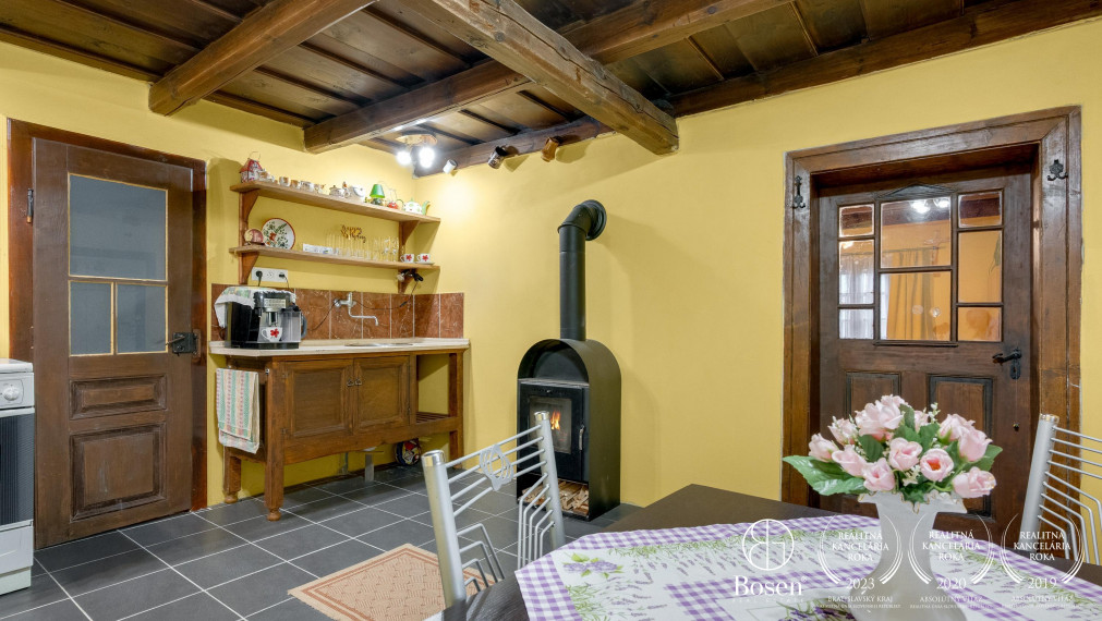 !!REZERVOVANÉ!! BOSEN | Rekreačný dom v prírode, pozemok 1198m2