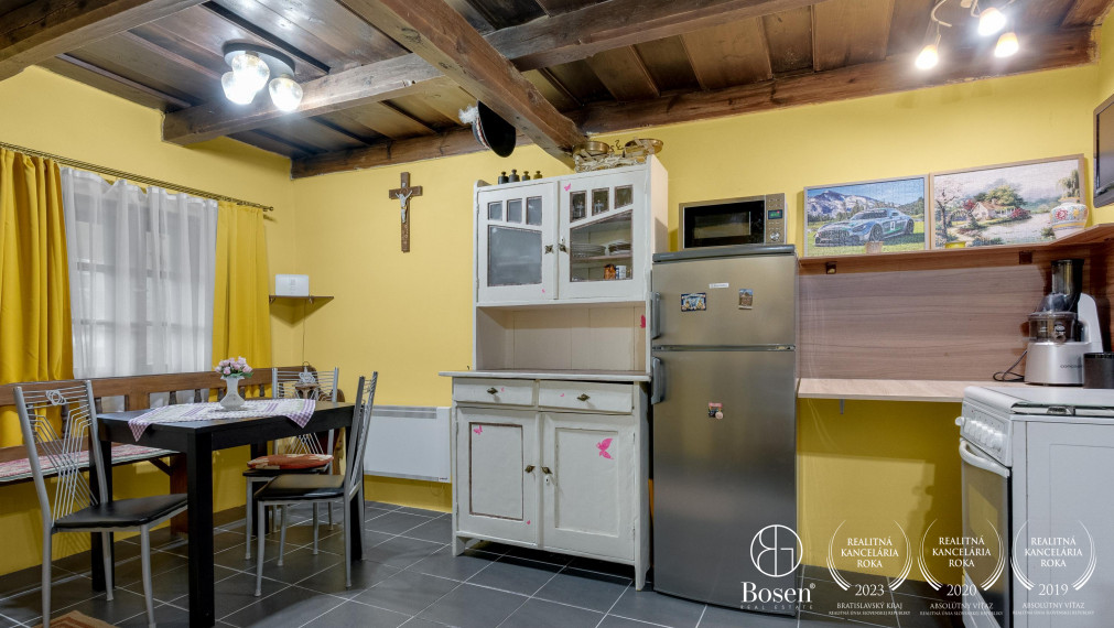 !!REZERVOVANÉ!! BOSEN | Rekreačný dom v prírode, pozemok 1198m2