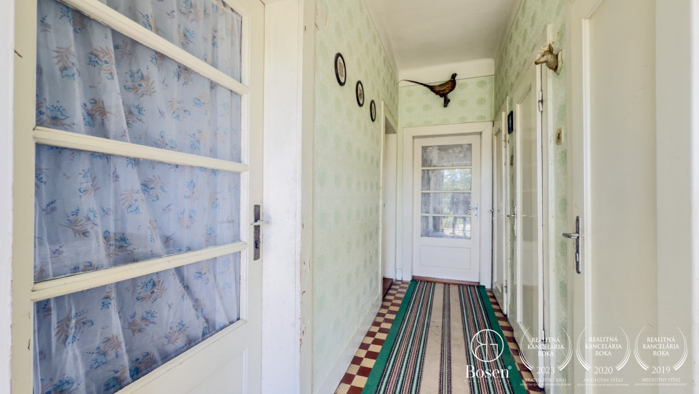 BOSEN | Rezervované, Rodinný dom, Buzitka, 1334m2.