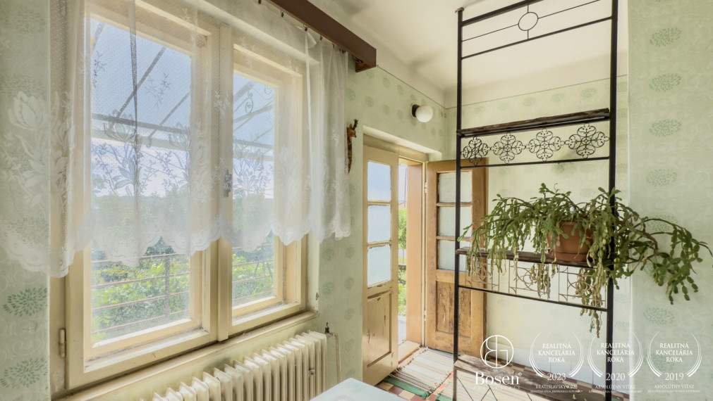 BOSEN | Rezervované, Rodinný dom, Buzitka, 1334m2.