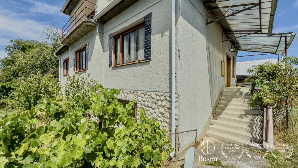 BOSEN | Rezervované, Rodinný dom, Buzitka, 1334m2.