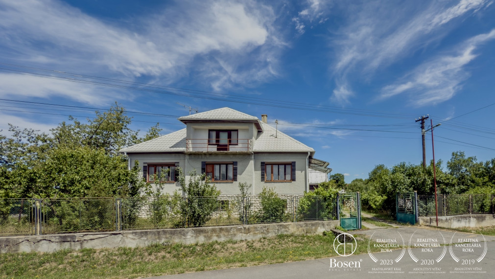 BOSEN | Rezervované, Rodinný dom, Buzitka, 1334m2.