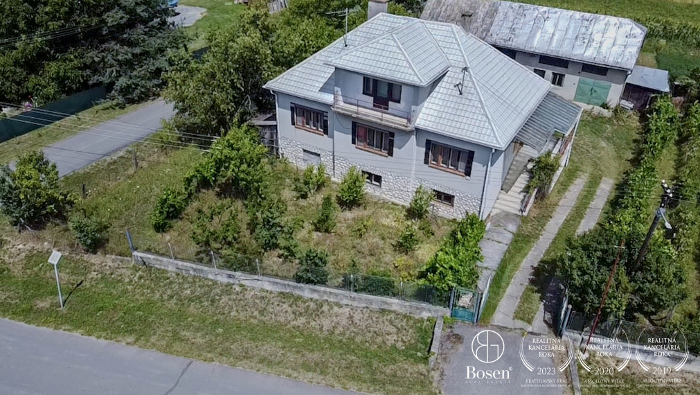 BOSEN | Rezervované, Rodinný dom, Buzitka, 1334m2.