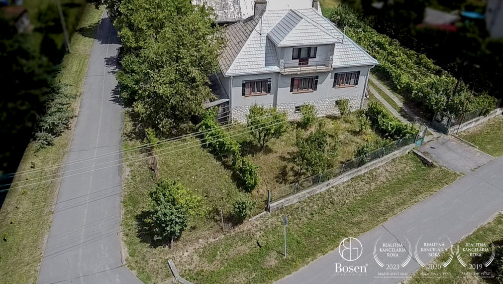 BOSEN | Rezervované, Rodinný dom, Buzitka, 1334m2.