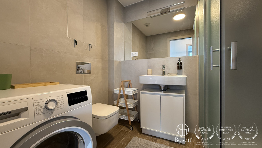 BOSEN | 2 izb.byt s loggiou na 17. poschodí v projekte EUROVEA TOWER, Pribinova, 60 m2