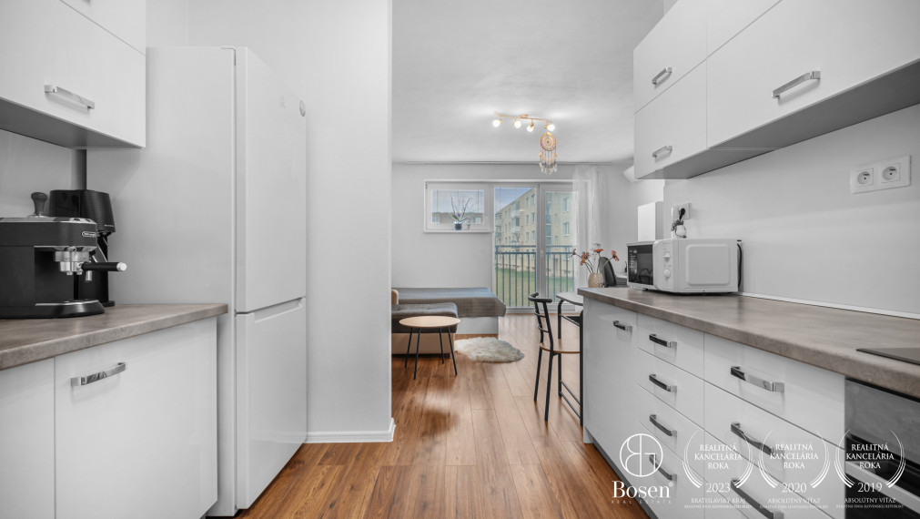 BOSEN| 1 izbový byt s parkovacím miestom, Rohožník