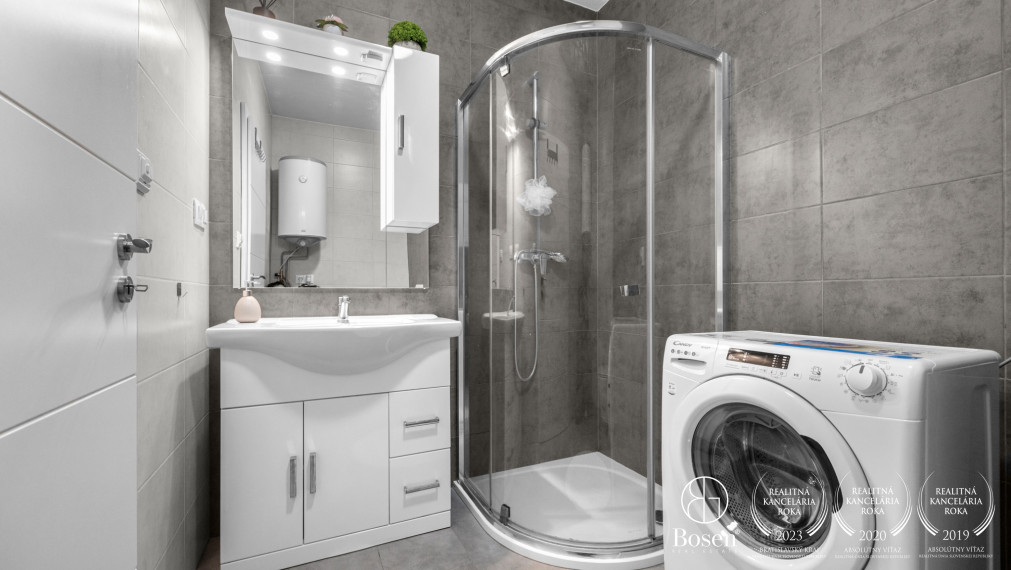 BOSEN| 1 izbový byt s parkovacím miestom, Rohožník