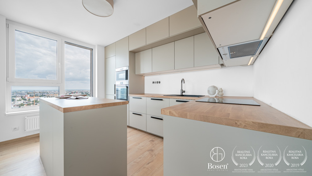 BOSEN | Moderný 2 izbový apartmán s výhľadom na Kamzík, Danubius One