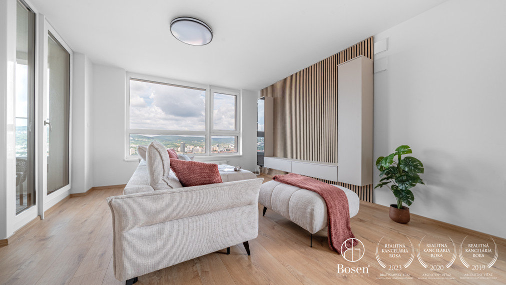 BOSEN | Moderný 2 izbový apartmán s výhľadom na Kamzík, Danubius One