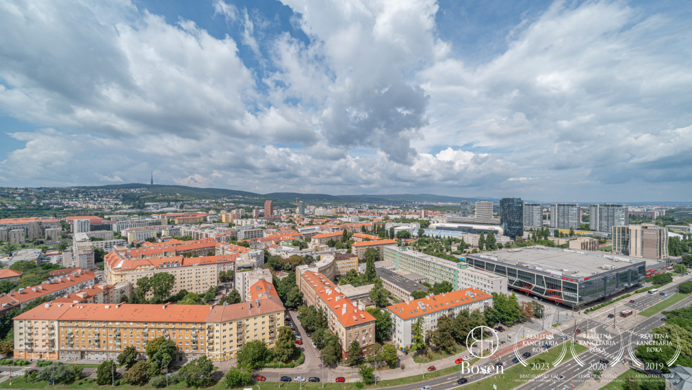 BOSEN | Moderný 2 izbový apartmán s výhľadom na Kamzík, Danubius One