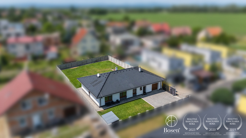 BOSEN | 5-izbový rodinný dom s dvojgarážou, Kráľová pri Senci