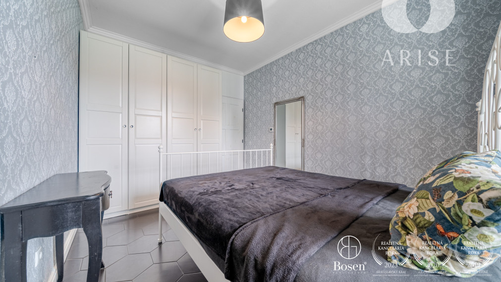 ARISE | Moderný 3-izbový byt s vlastnou garážou - Nováky