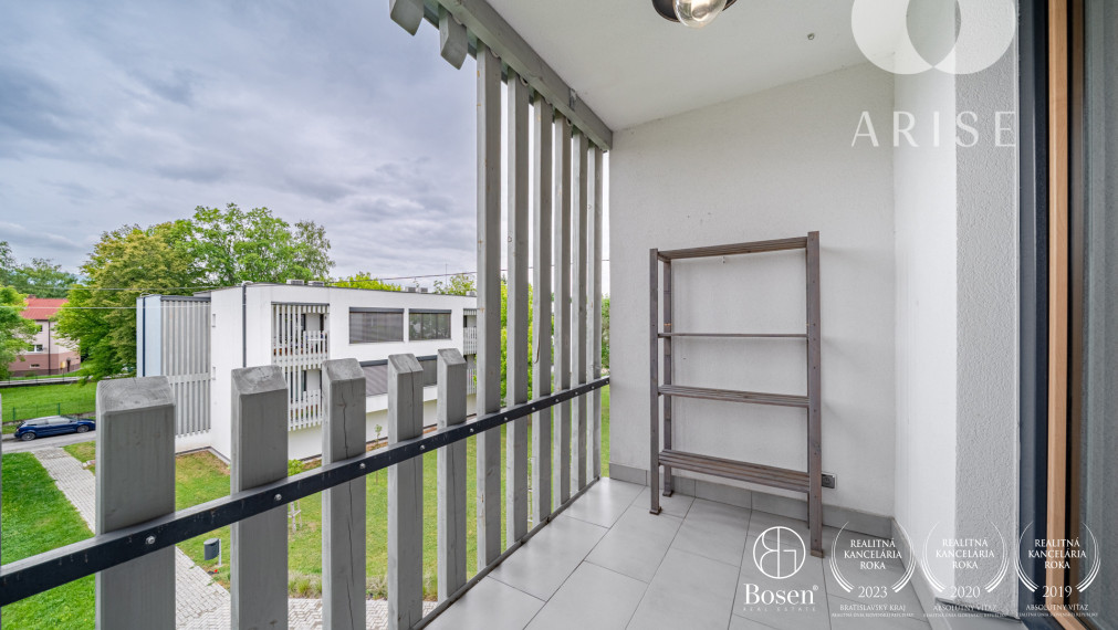 ARISE | Moderný 3-izbový byt s vlastnou garážou - Nováky