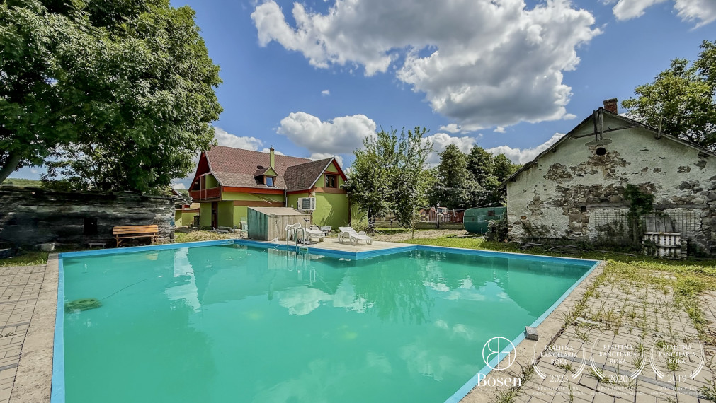BOSEN | Rekreačná chalupa, penzión s bazénom, Ľuboreč
