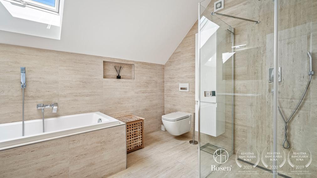 BOSEN | Idylický rodinný dom na okraji Šuňavy